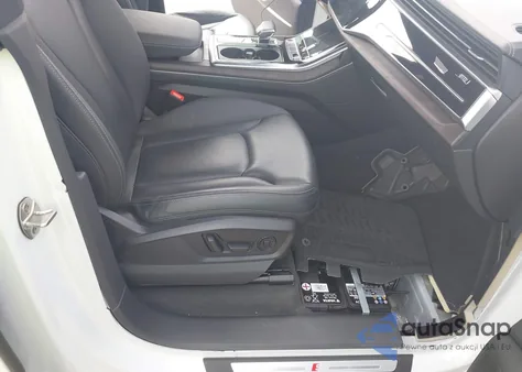 2021 Audi Q8 Prestige 55 Tfsi Quattro Tiptronic from USA, damaged, VIN WA1FVAF18MD042006